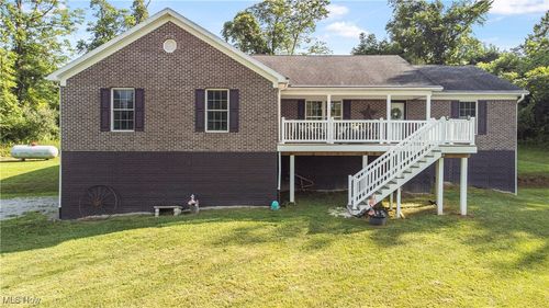 40900 Havenwood Dr, Belmont, OH, 43718-9003 | Card Image