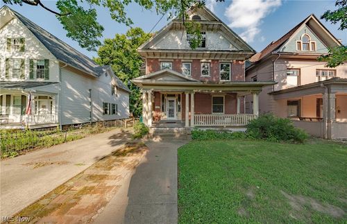 1122 Juliana St, Parkersburg, WV, 26101-4317 | Card Image