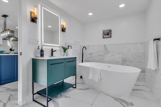 44 E Long Branch Ave, House other with 3 bedrooms, 2 bathrooms and null parking in Ocean Gate NJ | Image 16