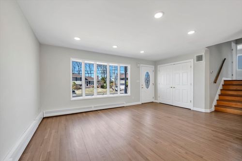 25 Cumberland Rd, Jericho, NY, 11753-2639 | Card Image