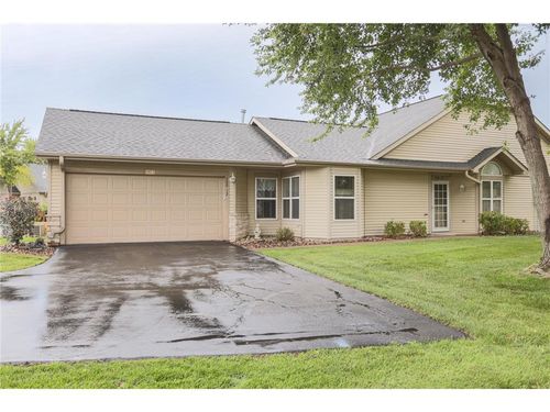12-700 Leroy Ln, River Falls, WI, 54022-6211 | Card Image
