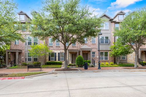 3931 Asbury Ln, Addison, TX, 75001-4429 | Card Image