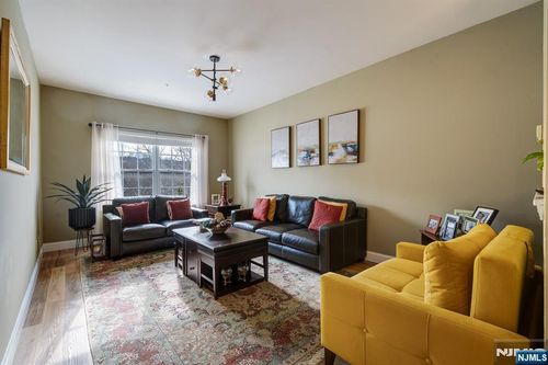 6411 Richmond Rd, West Milford, NJ, 07480-5121 | Card Image