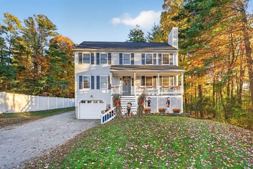 26 Concordia Dr, Haverhill, MA, 01830-2062 | Card Image
