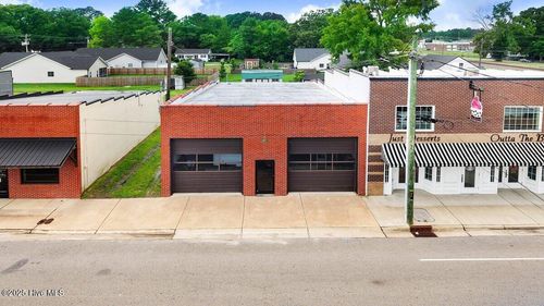 112 S Pine St, Princeton, NC, 27569-6969 | Card Image