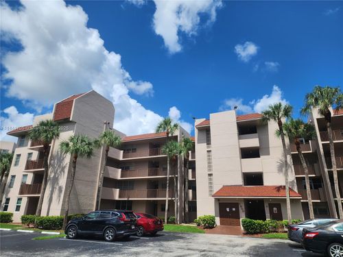 apt-305-1900 Sabal Palm Dr, Davie, FL, 33324-5947 | Card Image