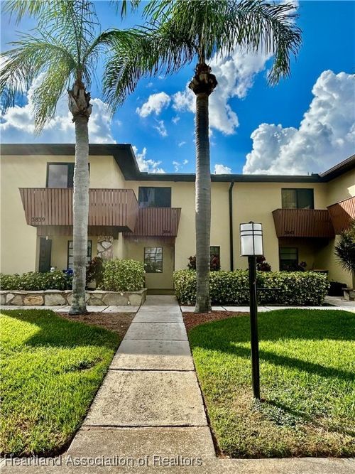 3841 Edgewater Dr, Sebring, FL, 33872-2052 | Card Image