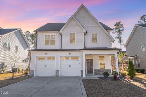 132 Kensington Dr, Spring Lake, NC, 28390-4055 | Card Image