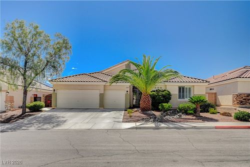 5669 Victoria Regina Ave, Las Vegas, NV, 89139-7490 | Card Image