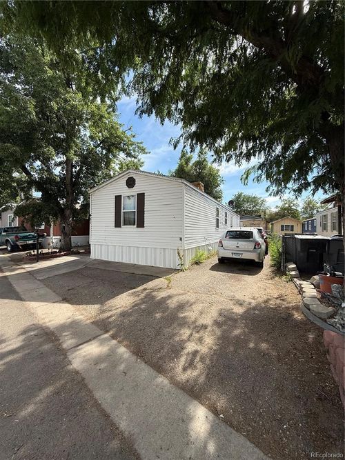 421 Barnard Ct, Longmont, CO, 80501-6104 | Card Image
