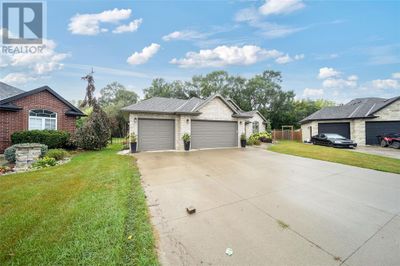 765 Remington Crt, House other with 6 bedrooms, 3 bathrooms and null parking in Sarnia ON | Image 3