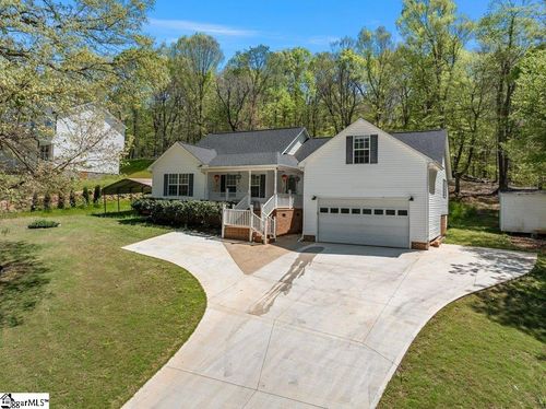 761 Pearson Town Rd, moore, SC, 29369-9252 | Card Image