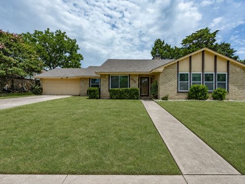 1327 Big Stone Gap Rd, Duncanville, TX, 75137-2001 | Card Image