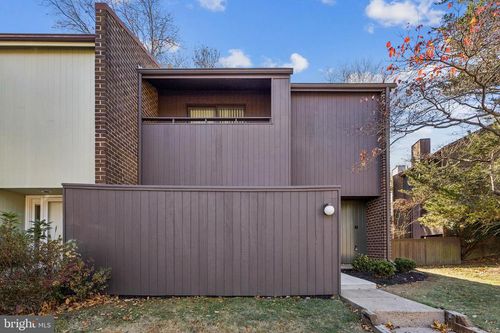 2015 Wethersfield Ct, RESTON, VA, 20191-3602 | Card Image