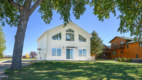 409 Missouri Dr, Riverdale, ND, 58565-6510 | Card Image