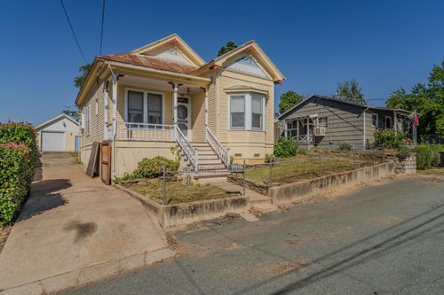 415 Church St, Jackson, CA, 95642-2104 | Card Image