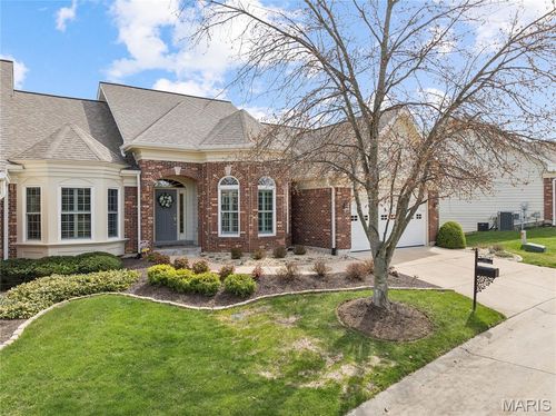 2316 Picardy Place Dr, Chesterfield, MO, 63017-7132 | Card Image