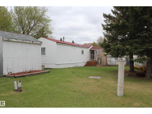 1118 Lakevista Dr, Sherwood Park, AB, T8H1J6 | Card Image