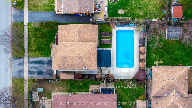 7639 Jubilee Dr, House other with 3 bedrooms, 3 bathrooms and 2 parking in Niagara Falls ON | Image 38