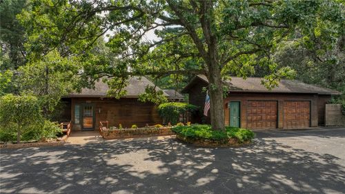1121 E Lowes Creek Rd, Eau Claire, WI, 54701-7439 | Card Image