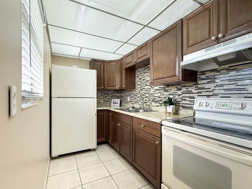 117-200 Bonnie Blvd, Palm Springs, FL, 33461-1367 | Card Image
