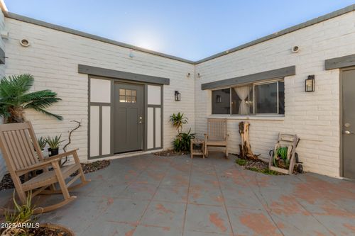 4023 W San Miguel Ave, Phoenix, AZ, 85019-1843 | Card Image