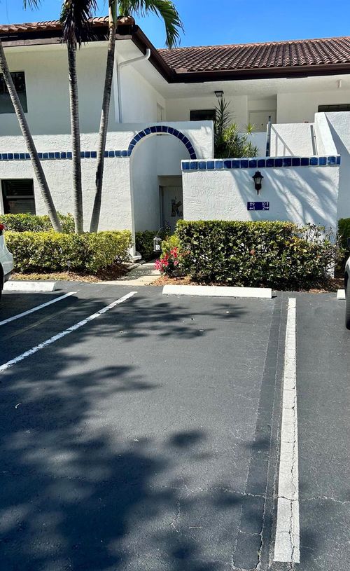 apt-10-6001 Se Landing Way, Stuart, FL, 34997-1874 | Card Image