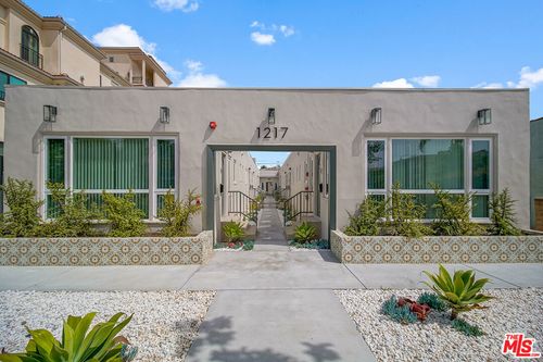 8-1217 W 9th St, LOS ANGELES, CA, 90015 | Card Image