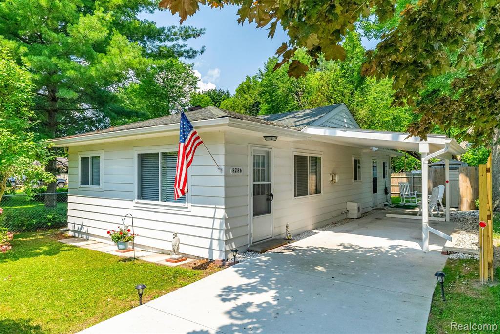 Michigan Dr, Burtchville, MI 48059