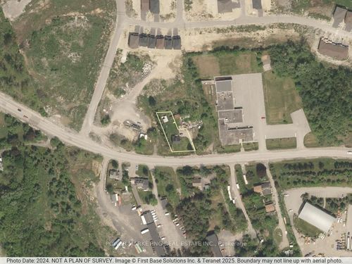 3329 Navan Rd, Navan, ON, K4B1H9 | Card Image