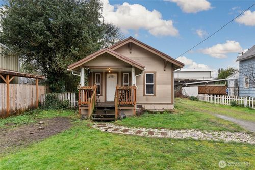 1817 N Tower Ave, Centralia, WA, 98531-5531 | Card Image