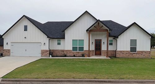 604 E 4th St, Muenster, TX, 76252-2555 | Card Image