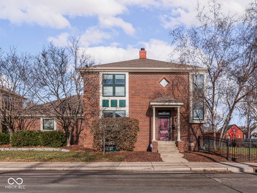 630 E Saint Clair St, Indianapolis, IN, 46202-3405 | Card Image