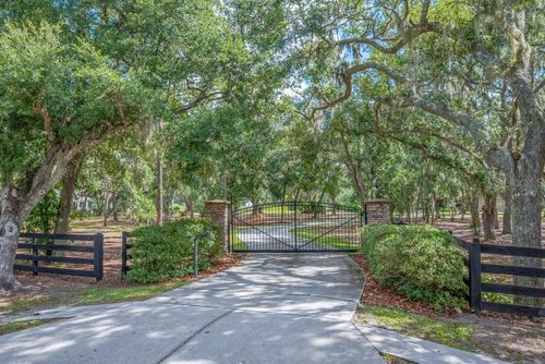 11832 Neal Rd, LITHIA, FL, 33547-1953 | Card Image