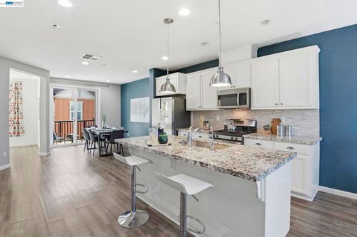 2332 Carbondale Way, Dublin, CA, 94568-6713 | Card Image