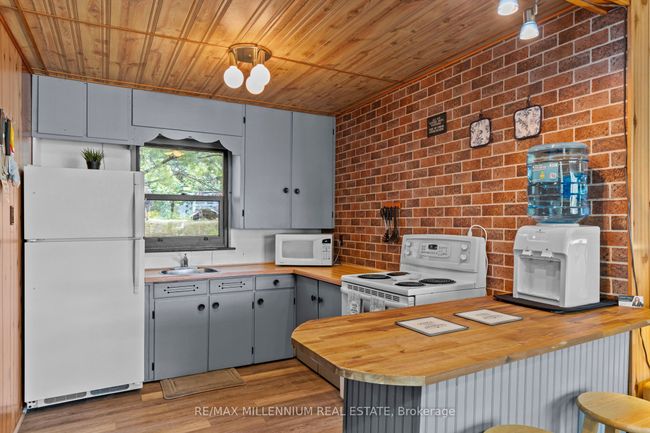 82 Beach Rd, House other with 3 bedrooms, 1 bathrooms and 6 parking in Tiny ON | Image 19