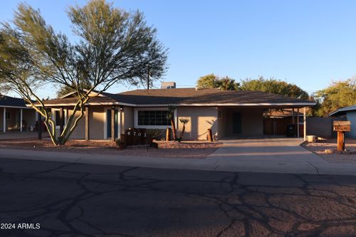 6702 E Almeria Road, Scottsdale, AZ, 85257 | Card Image