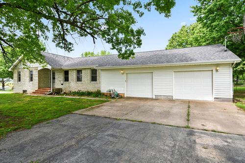 615 W Washington, Marionville, MO, 65705-9356 | Card Image