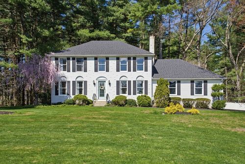24 Matthew Dr, Franklin, MA, 02038-1280 | Card Image