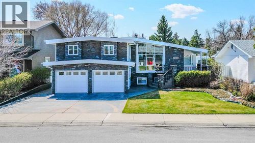 3218 Lakeside Rd S, Lethbridge, AB, T1K3H4 | Card Image