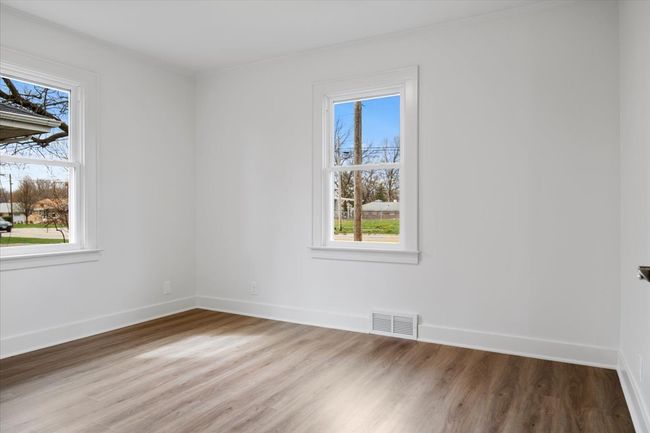 1109 Hovey Ave, Home with 2 bedrooms, 1 bathrooms and null parking in Normal IL | Image 5