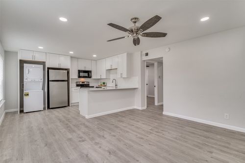 102-5444 Gaston Ave, Dallas, TX, 75214-6515 | Card Image