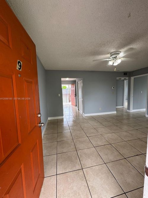 9-2920 Pierce St, Hollywood, FL, 33020-3825 | Card Image