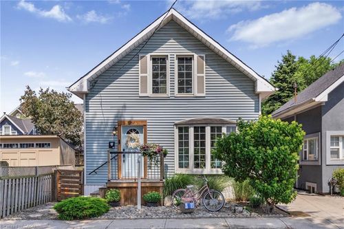 1 Mareve Ave, Hamilton, ON, L8H7A7 | Card Image