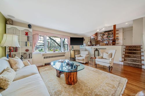 102 Irene Ln, Commack, NY, 11725-3934 | Card Image