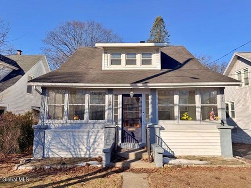 128 Old Loudon Rd, Latham, NY, 12110-4021 | Card Image