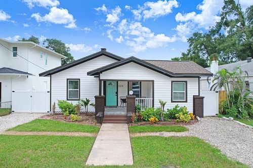209 W Hiawatha St, TAMPA, FL, 33604-5428 | Card Image