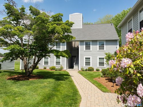 31 River Colony, Guilford, CT, 06437 | Card Image