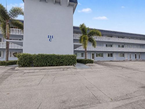 104-111 Doolen Ct, North Palm Beach, FL, 33408-5709 | Card Image
