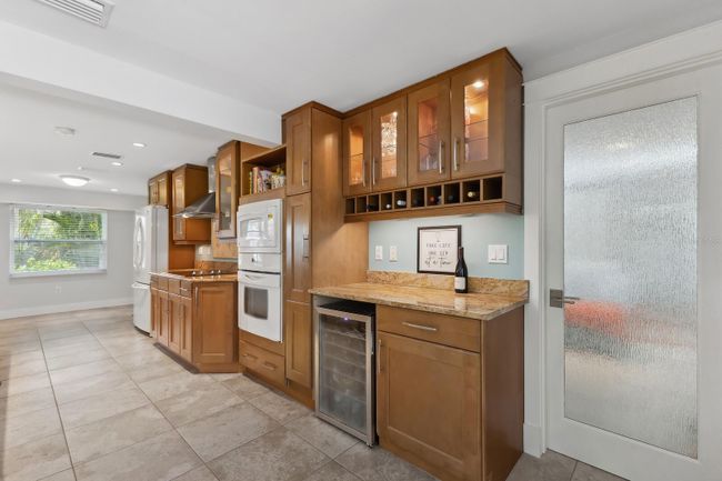 506 69 Th St, House other with 3 bedrooms, 2 bathrooms and null parking in HOLMES BEACH FL | Image 15